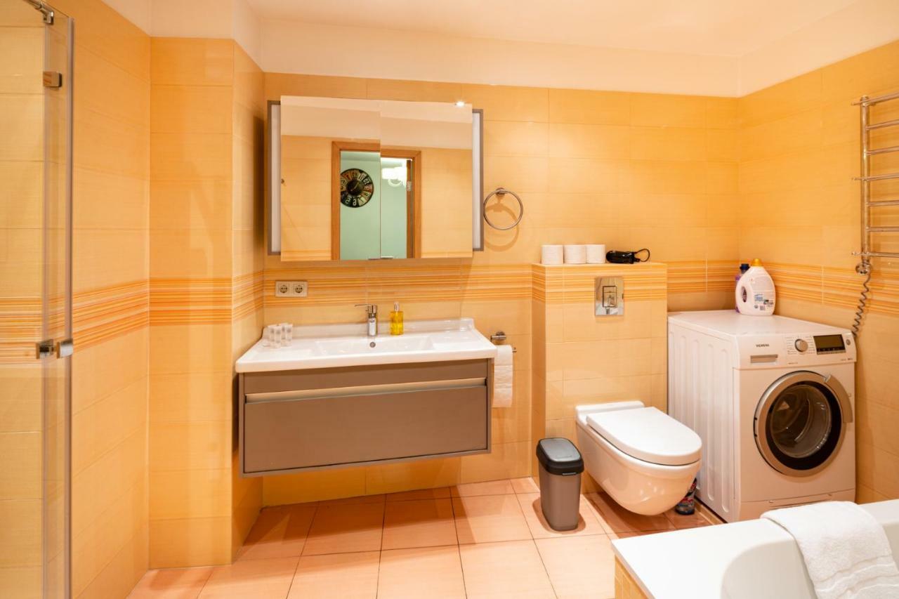 Old Riga Two Bedroom Apartment At Galleria Exteriör bild